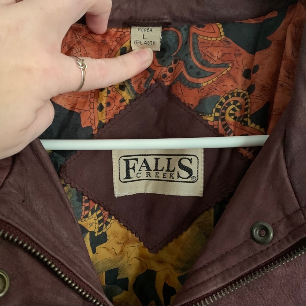 Vintage Leather Bomber Jacket - Picture 5 of 11